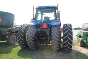 NEW-HOLLAND-TG210-74009-3