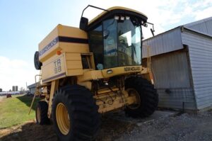 NEW-HOLLAND-TR98-75710-2