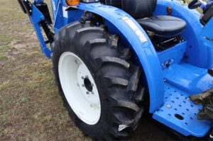 NEW-HOLLAND-WORKMASTER-25-73516-4