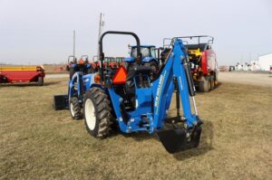 NEW-HOLLAND-WORKMASTER-35-71244-2