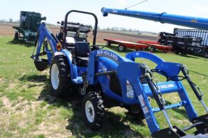 NEW-HOLLAND-WORKMASTER-35-73600-2