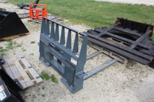 Pallet-GEHL-48-FORK-66374-1