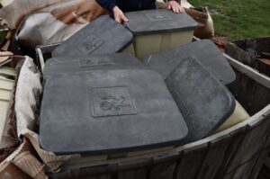 Planting-Attachments-KINZE-FERTILIZER-BOXES